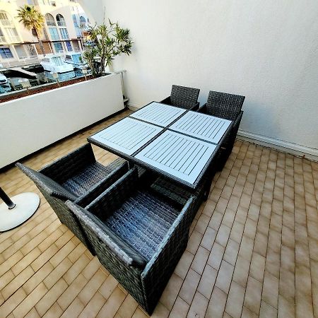 T2 A Cote De La Mer Quartier Des Quilles Сет Экстерьер фото